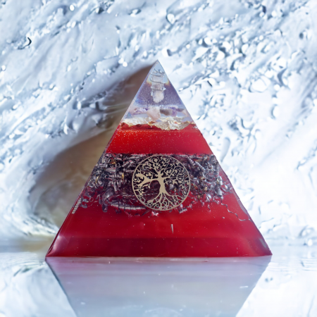 Orgonite pyramide rouge arbre de vie argenté